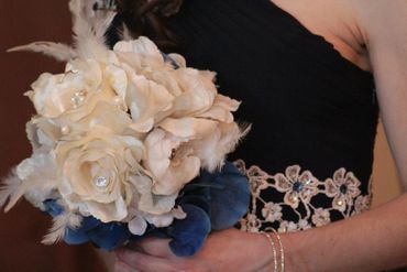 custom bridesmaid bouquet