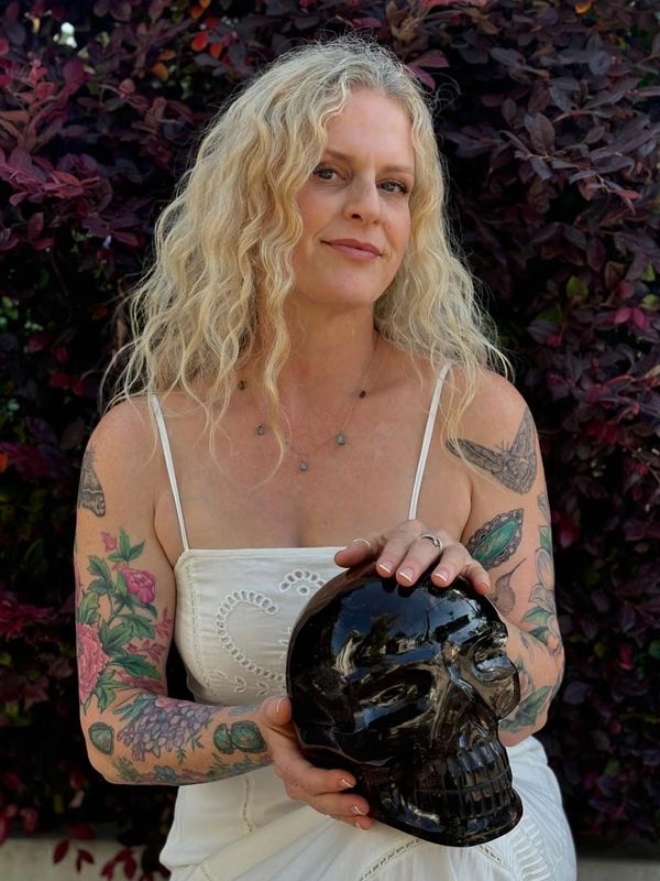 sound healing and reiki practitioner