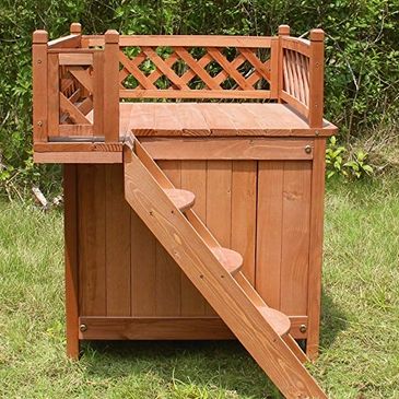 Small wooden dog house at unbelievable prices.