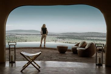 olarro plains masai mara kenya safari big five great migration environment