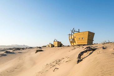 shipwreck klein windhoek namibia skeleton coast cabins atlantic dunes adventures