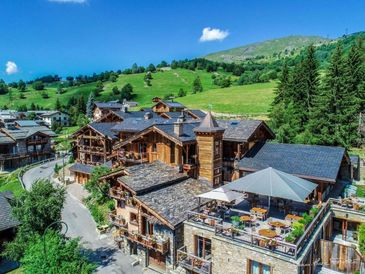 Saint-Martin-de-Belleville, three Michelin stars, Savoyard charm