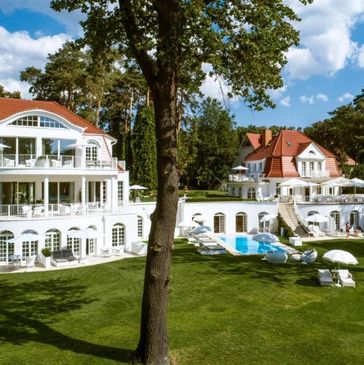 Bad Saarow, grand lakeside villa, quiet charm, German nature