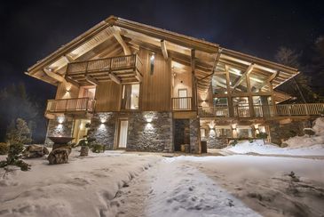 Meribel, Savoyard woodwork, mountain hospitality, expert chef