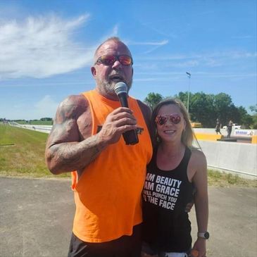 JIM AND AMANDA HOWE delivering a motivational speach. Key note speaking.