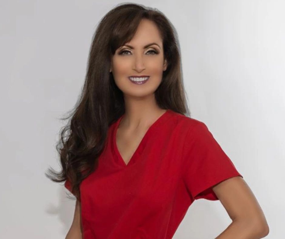 Photo of Lynelle DeRoo