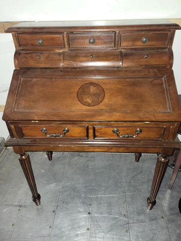 Fold out desk $150