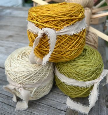 Marigolds, mushrooms and copper yarn