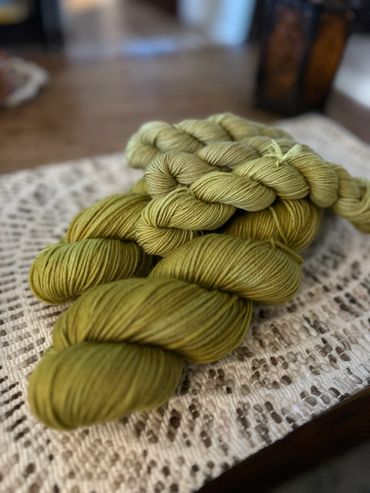 Adding copper to marigolds gives a beautiful green