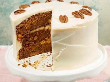 Carrot caramel cake