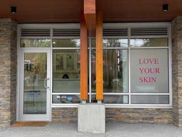 jadore laser and spa storefront