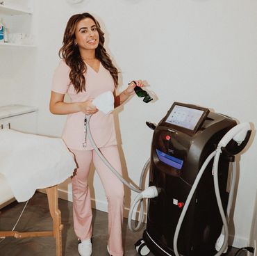 technician before treating client with the DPL laser hair removal machine in white rock