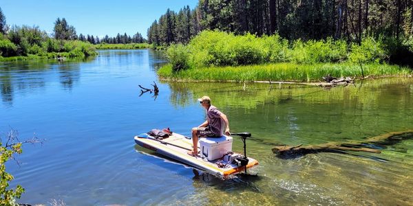 GoLinkSUP board with motor on Deschutes River in Oregon