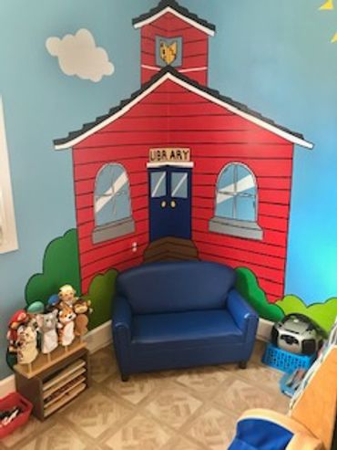 Cozy library area for children