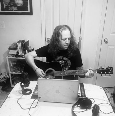 Online guitar lessons