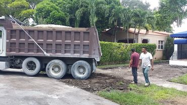 CHICAGO BRICKS BRICKERA® Driveways, Pooldecks, Fireplaces, Chimneys, Fire Bricks, Patios, Walls