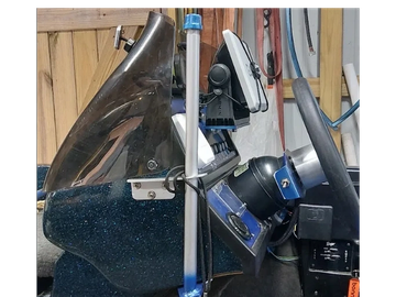 grab handle for a bass boat console