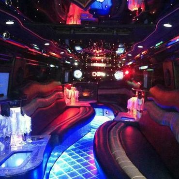 White Hummer Limo Manteca