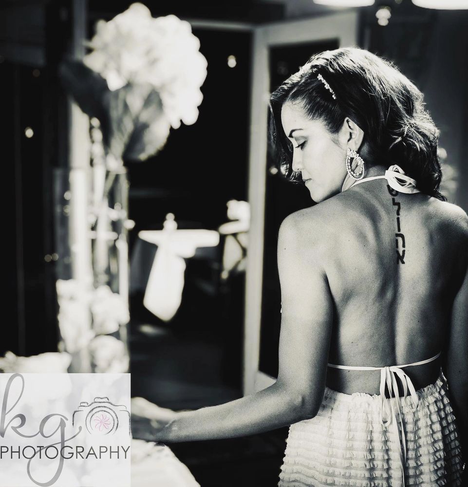 Gorgeous bride from the first wedding i ever shot.