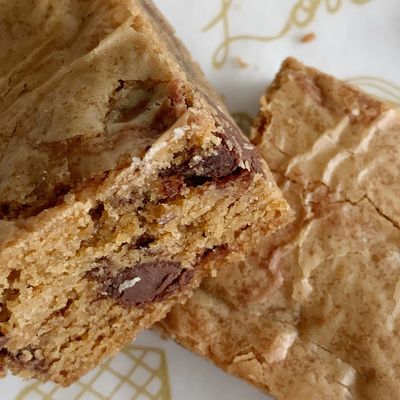 Mocha Chip Blondies recipe made with Sweet & Cute Coffee Syrup