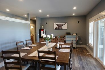 Dining room at Curtis Hill Estate Senior Living