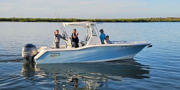 We have access to most of fishing vessels in Lopez Mateos, and offer free charter reservation servic