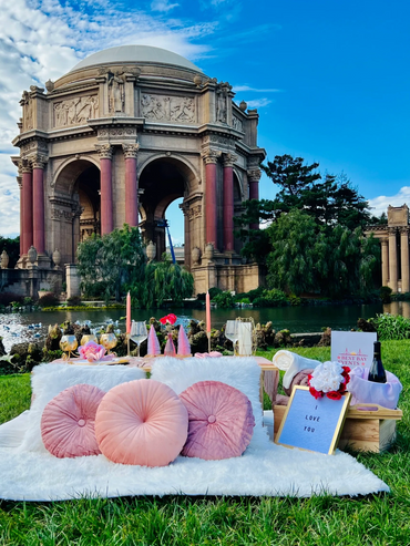 Palace of Fine Arts Picnic