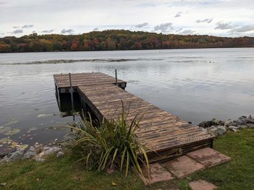Floating T Dock with Wood Deck