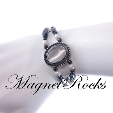 Magnetic Pearl Bracelet features Pearl Crystal by Swarovski® and Magnetic Jewelry Clasps.