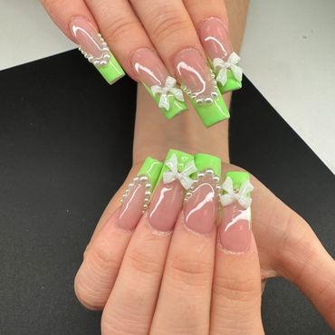 acrylic nail