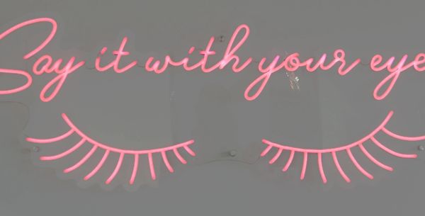 Bobby's Neon sign