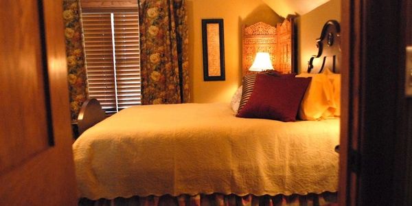 Bed and Breakfast Rooms at Longview Farms