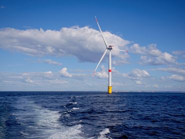 Floating offshore wind turbine decommissioning and removal study - Europe