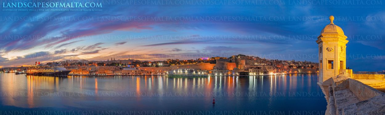 Dusk panorama of the gardjola