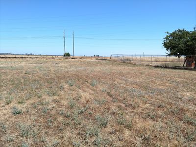 A relatively flat, level site in Vacaville. Surface conditions then soil profiles for septic work.