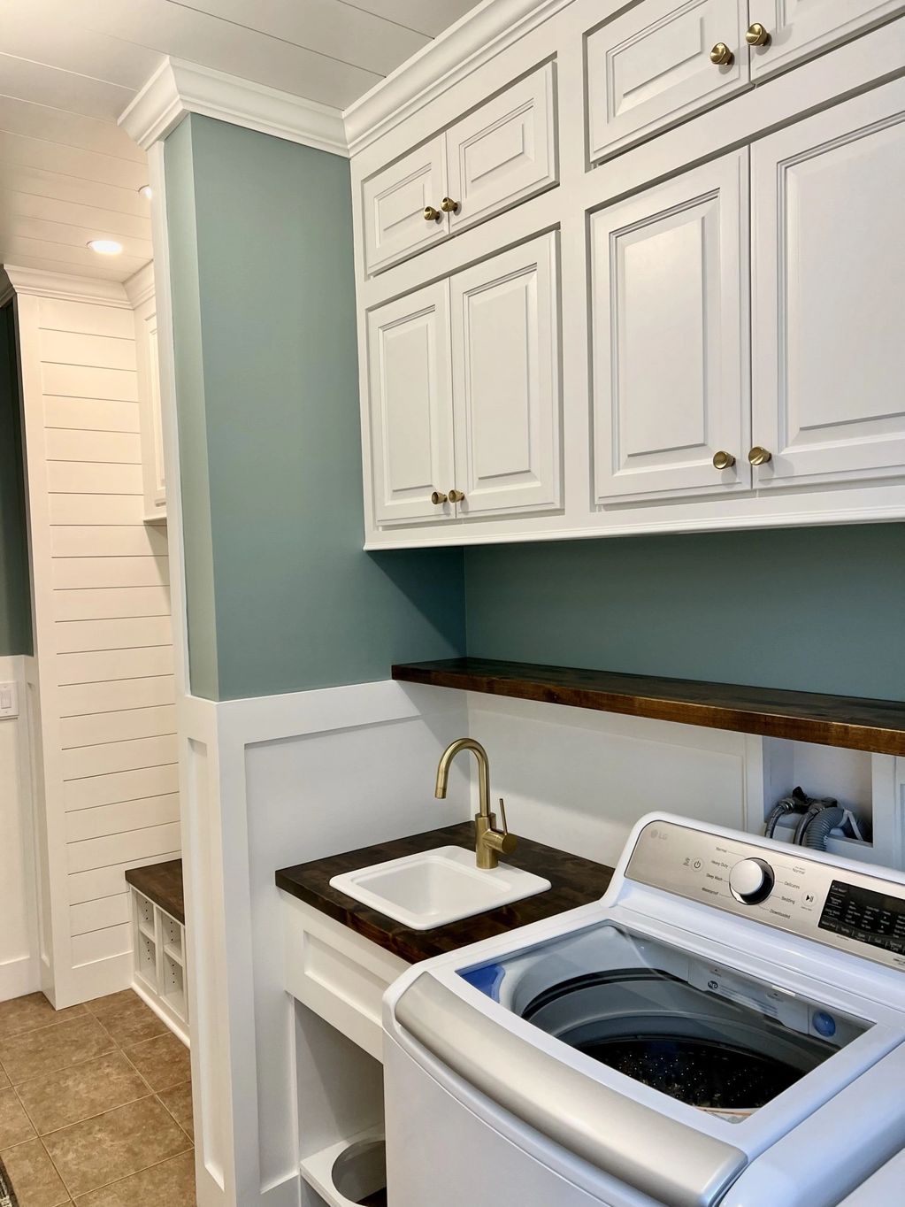 Finished mudroom passage
