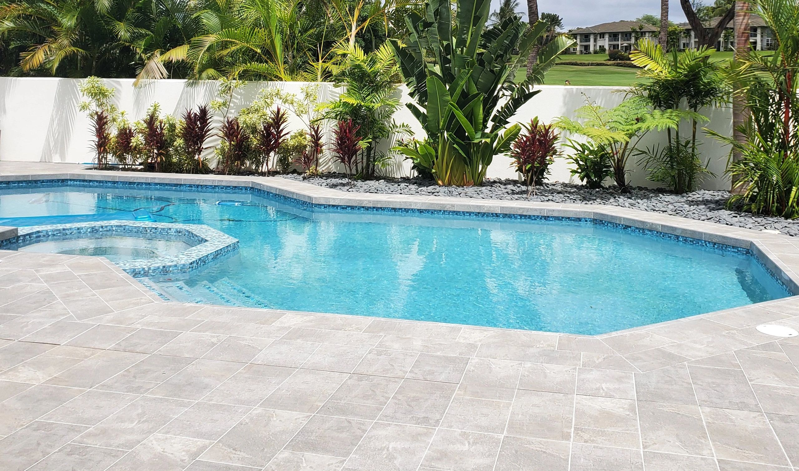 Campos Concrete Pool & Spa - Concrete in Kihei