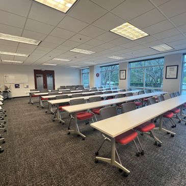 Enjoy our state-of-the-art classroom equipped with free wi-fi, comfortable work surfaces & internet.