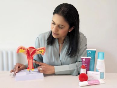 Dr McQuillan, gynaecologist near me, menopause specialist near me. women's health clinic near me