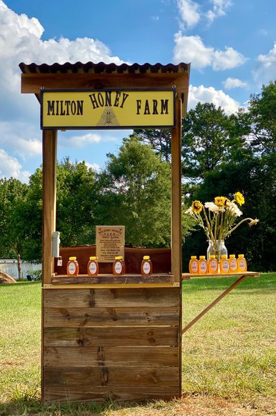 Milton Honey Farm Honey Stand in Milton, GA