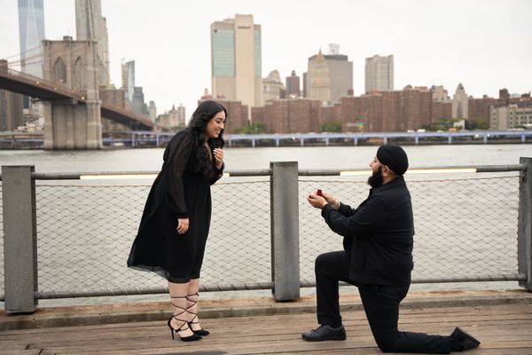 NYC Proposal Photographer | Dumbo Park Proposal | Brooklyn Bridge Engagement Photography
