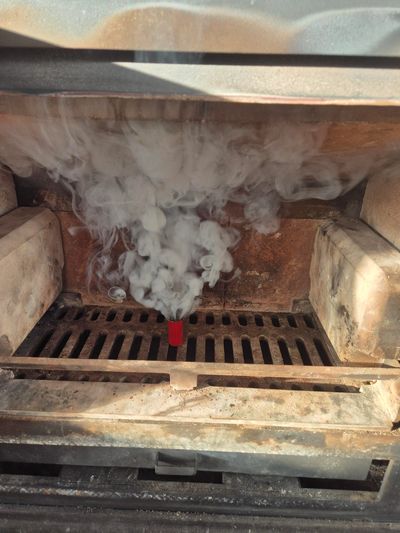 Smoke test on log burner