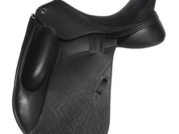 Veritas-Novus-Dressage-Saddle