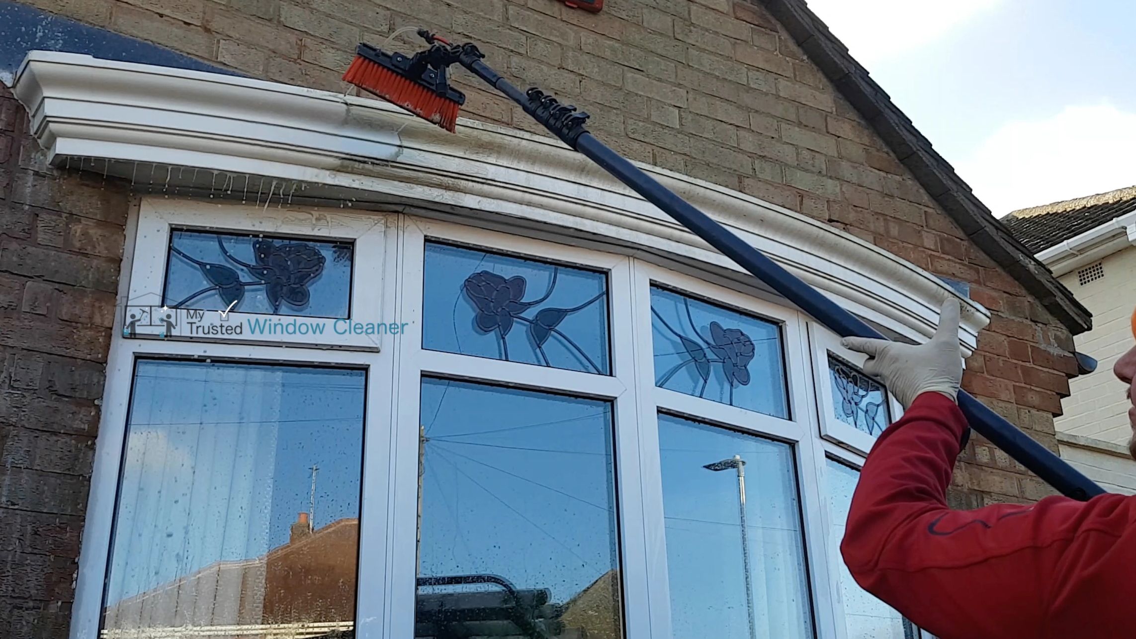 My Trusted Window Cleaner local Leicester Leicestershire Oadby  near me window washer Glen Parva