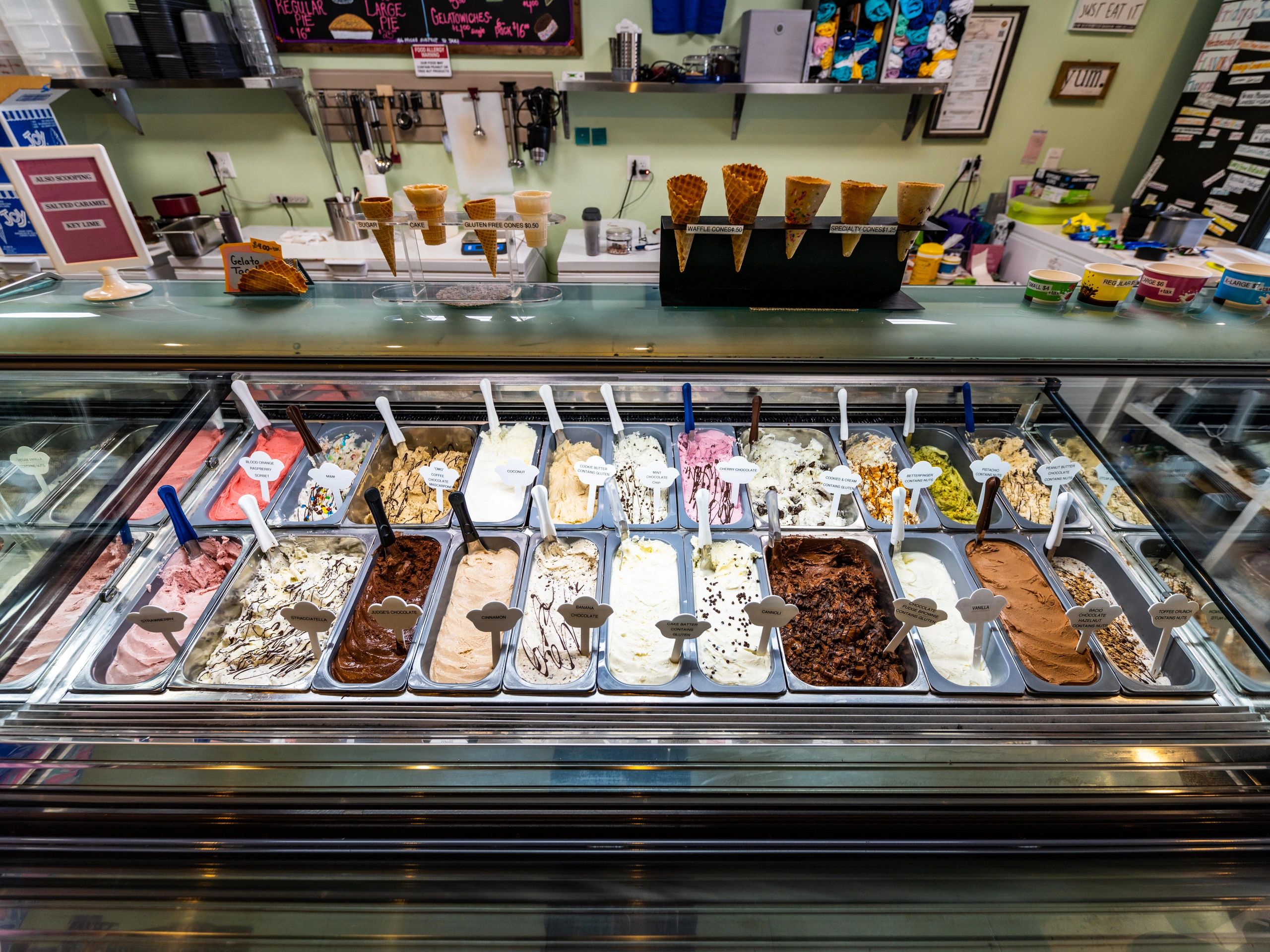 Gelat ice cream dessert Juno beach