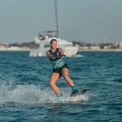 dubai wakeboarding experience