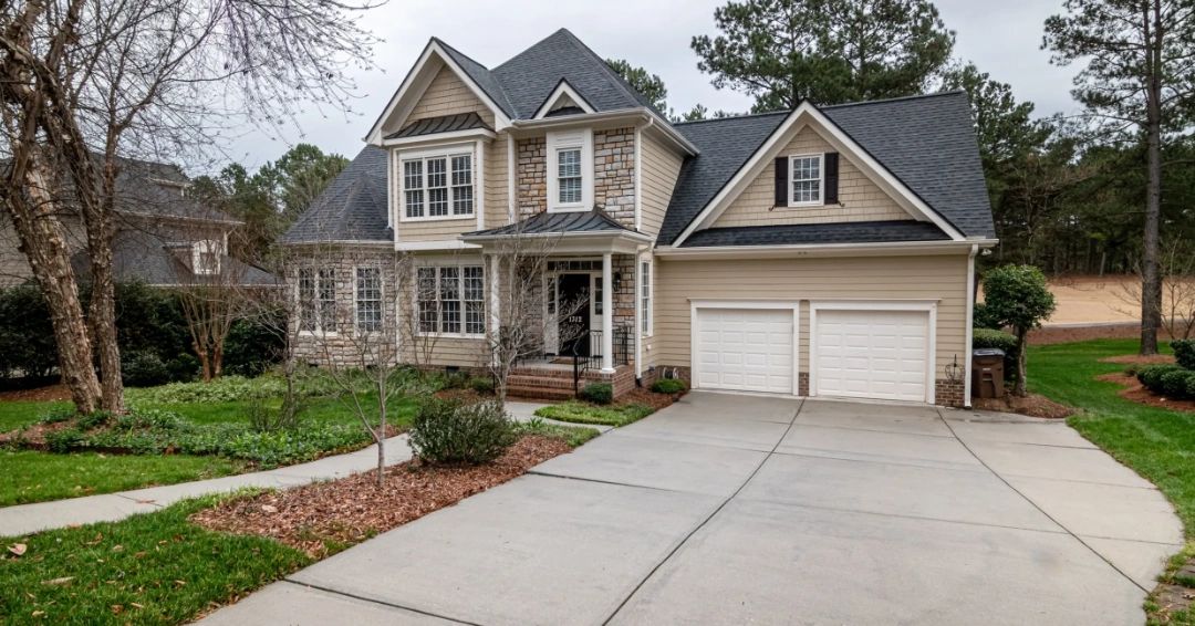First-Time Homebuyer's Guide: Tips for a Smooth Buying Process 1 blob 9eca7bd