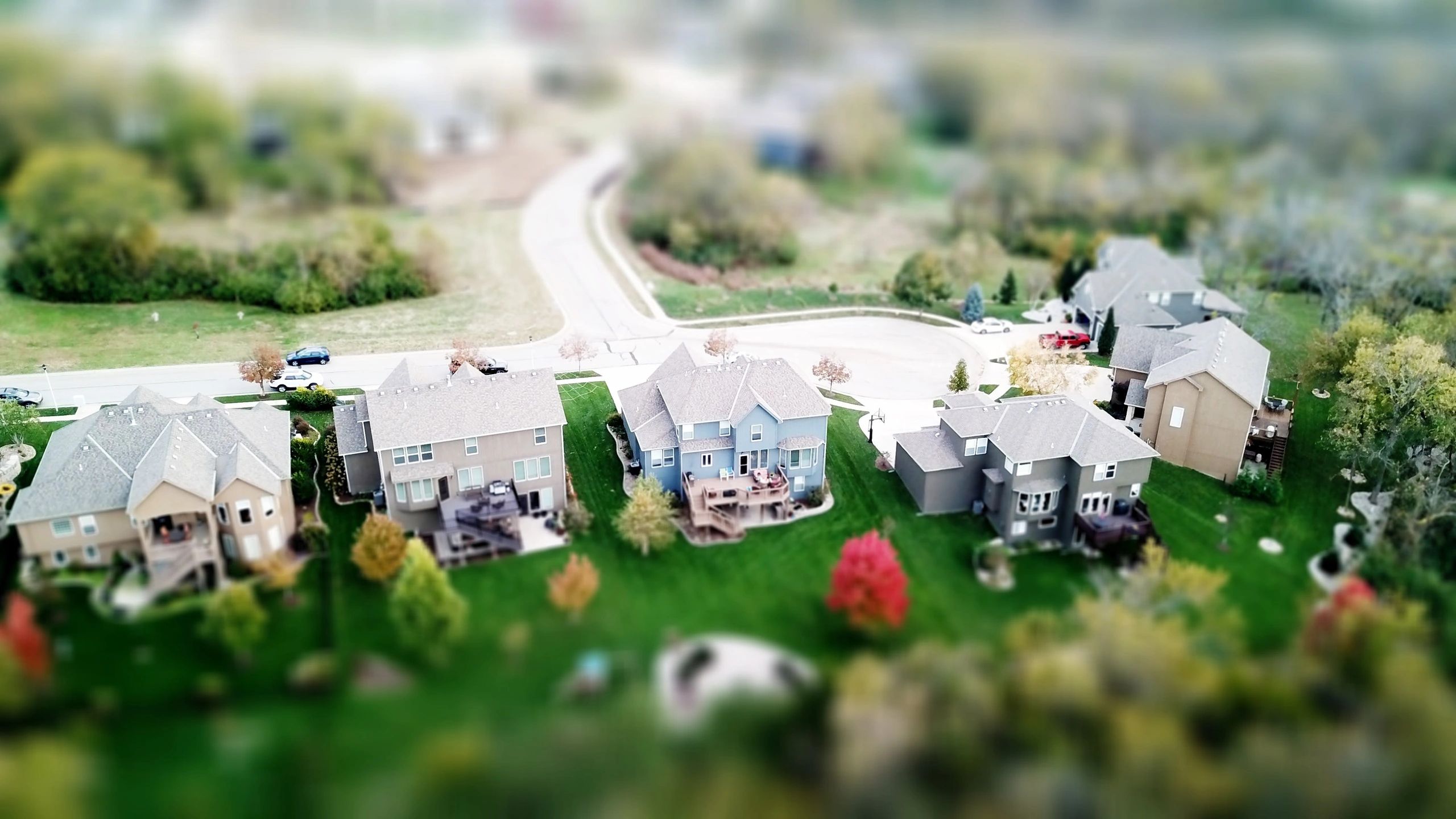 Strategic Buying and Selling Michigan Real Estate: 2024 Edition 1 pexels david mcbee 667221