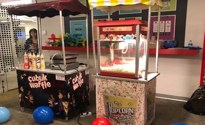 Pop Corn Kiralama, Pamuk Şekeri Kiralama, Çubukta Patates kiralama, Çubukta Waffle, Kumda Kahve, Bar