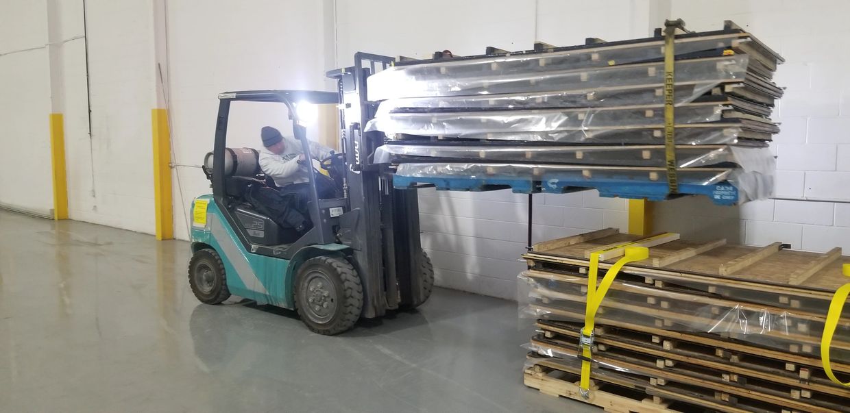 forklift, forklift for rent, logistics, shipping, specialty storage, commercial storage.